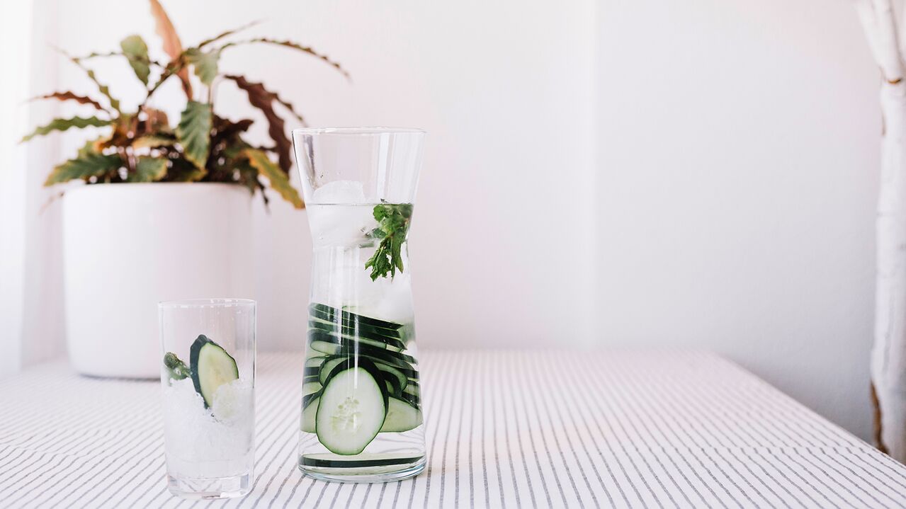 agua de pepino para adelgazar